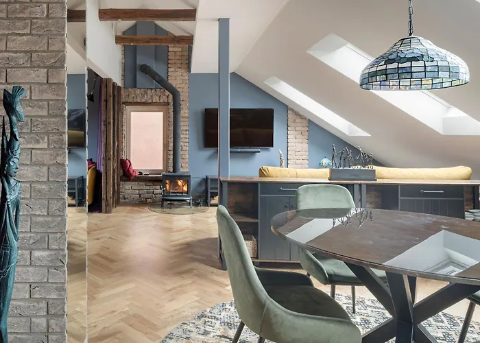 公寓 Cozy Penthouse 维尔纽斯